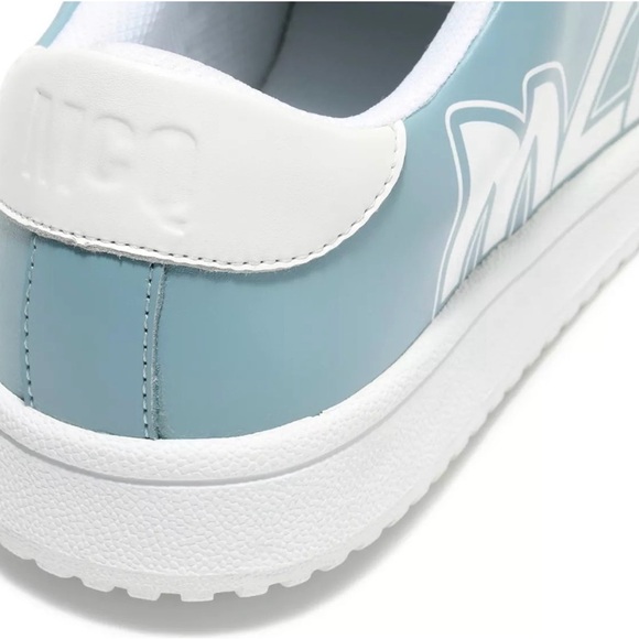 Alexander McQueen Swallow Sneaker - Picture 7 of 8